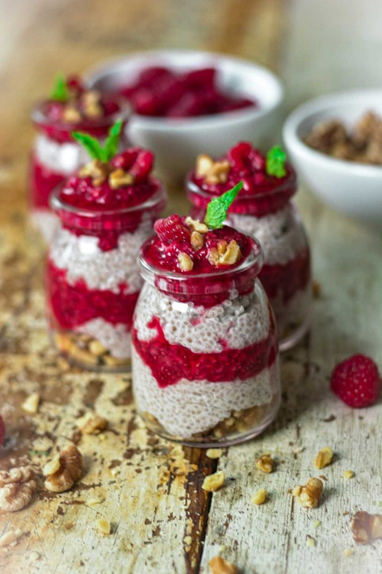 Creamy Raspberry Chia Pudding Parfait