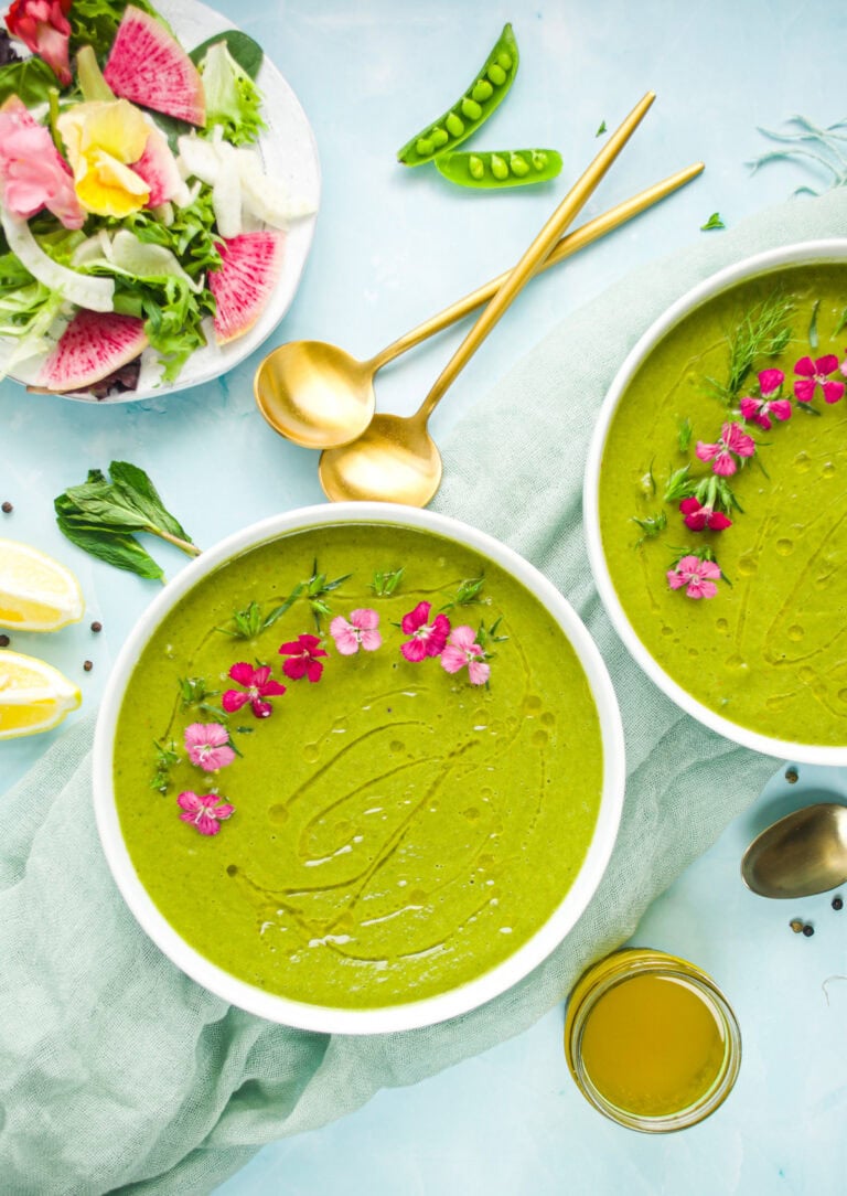 Creamy Spinach Soup With Mint