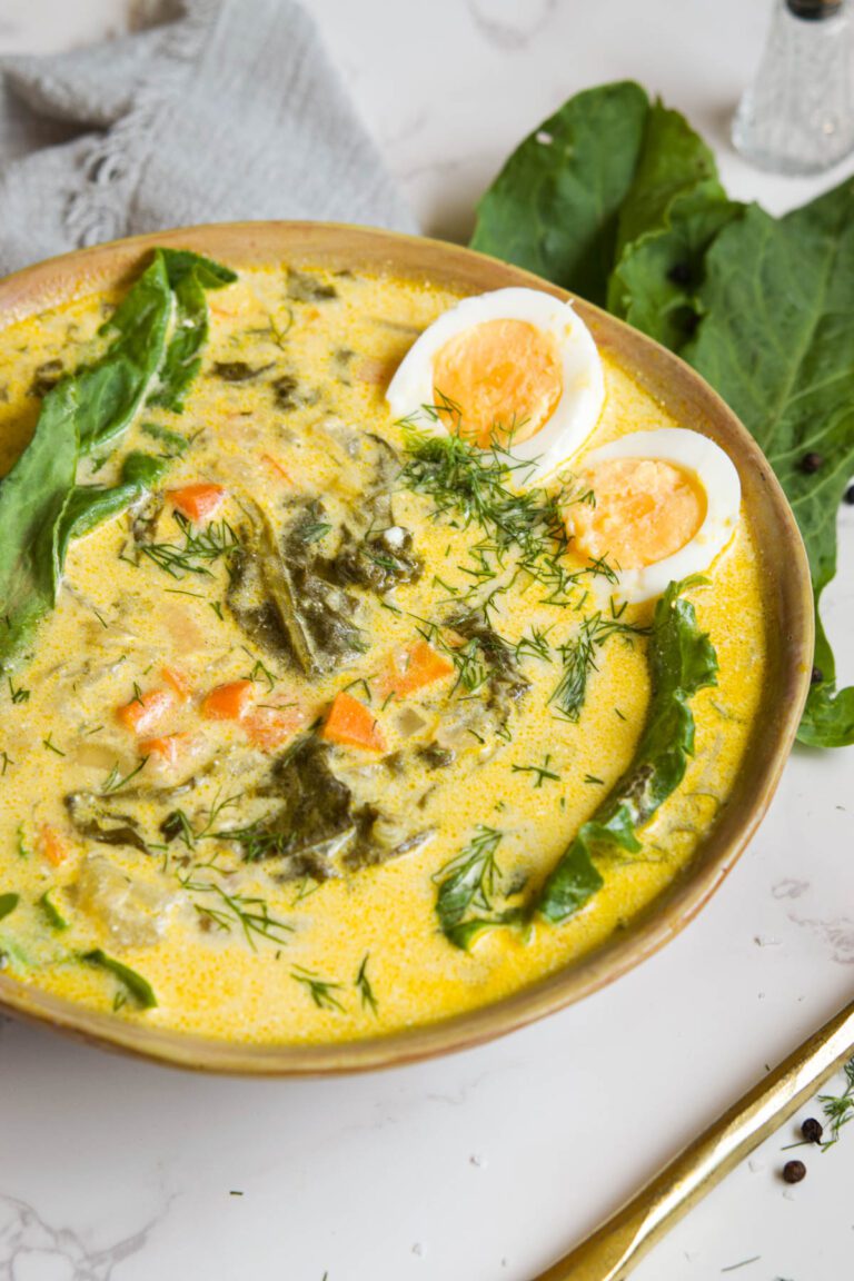 Polish Sorrel Soup With Hard Boiled Egg (Zupa Szczawiowa)