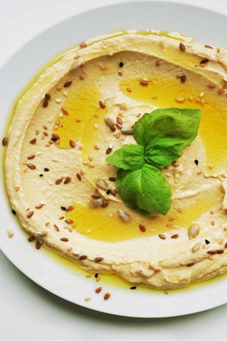 Delicious Roasted Cauliflower Hummus