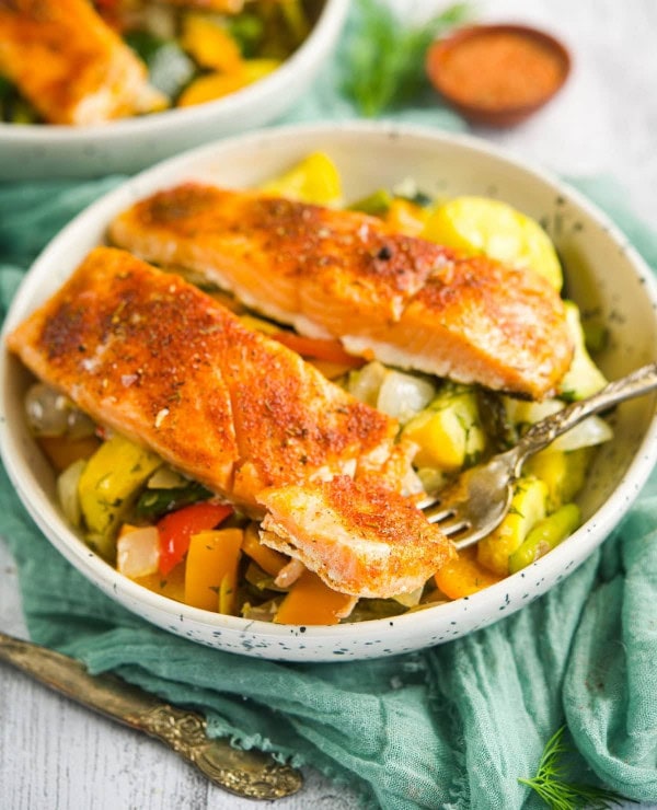 A Roundup Image for Delicious Dinner Recipes