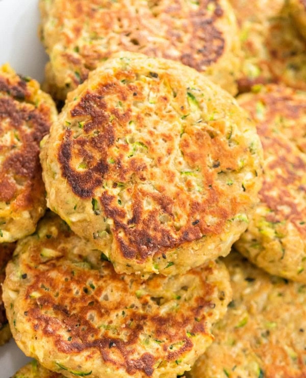 A Roundup Image for Delicious Dinner Recipes