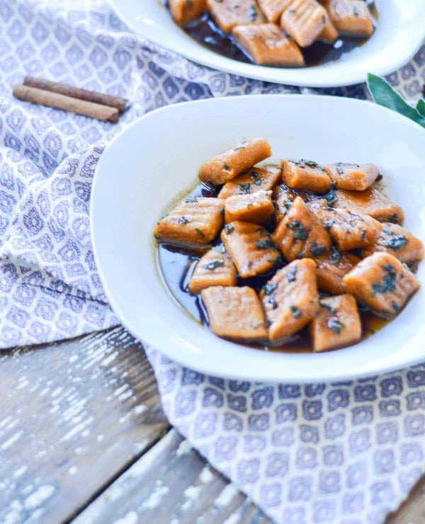 Roundup Image for Hormone-Friendly Holiday Menu
