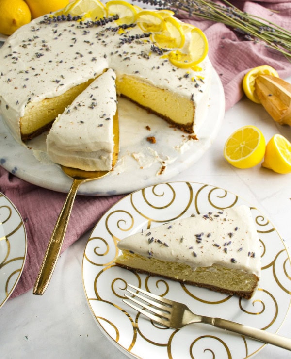 Roundup Image for Mother&rsquo;s Day Desserts to Celebrate the Women Who Raised Us