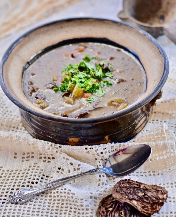 Roundup Image for Classic Holiday Recipes