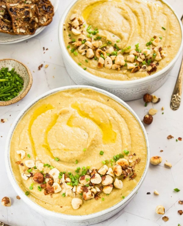 Roundup Image for 12 Days of Holiday Soups 